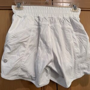 Lululemon white Track That Mid-Rise Lined Short 5"